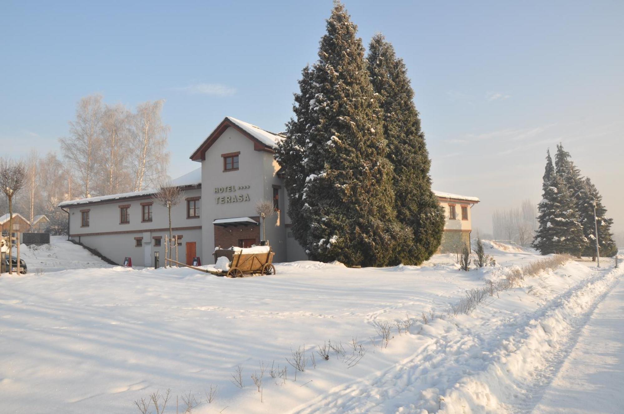 Hotel Terasa Фридек-Мистек Экстерьер фото