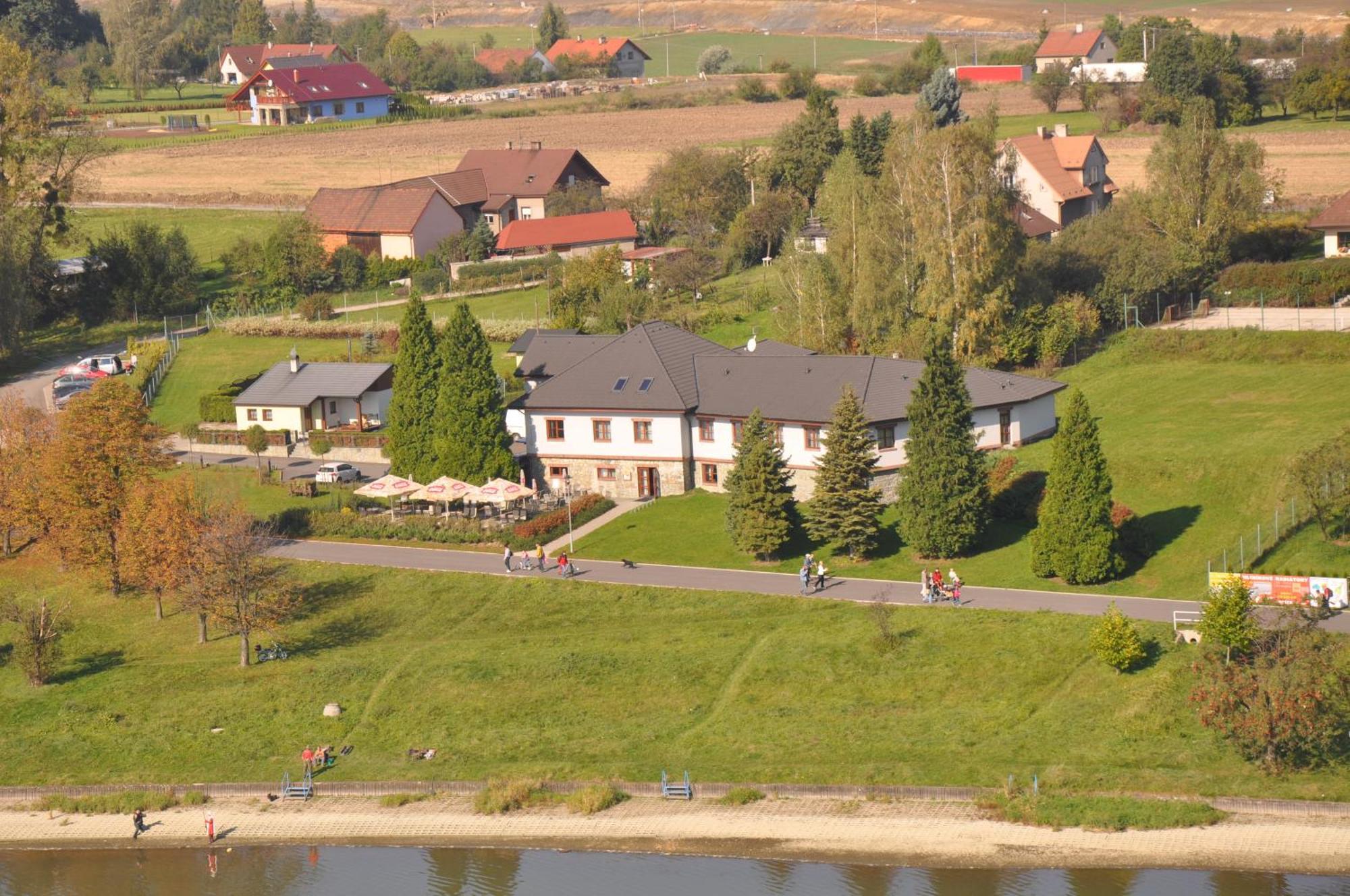 Hotel Terasa Фридек-Мистек Экстерьер фото