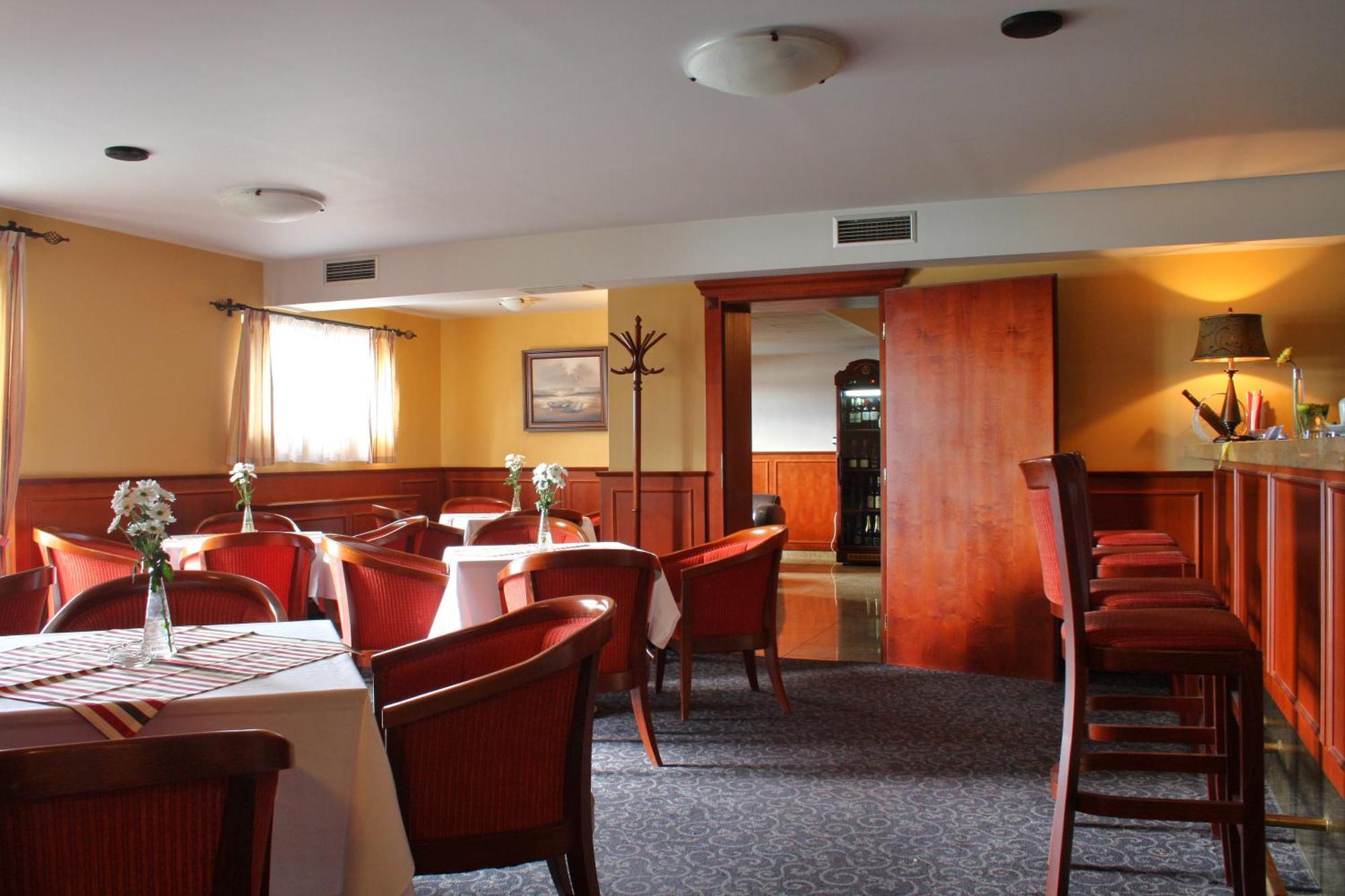 Hotel Terasa Фридек-Мистек Экстерьер фото