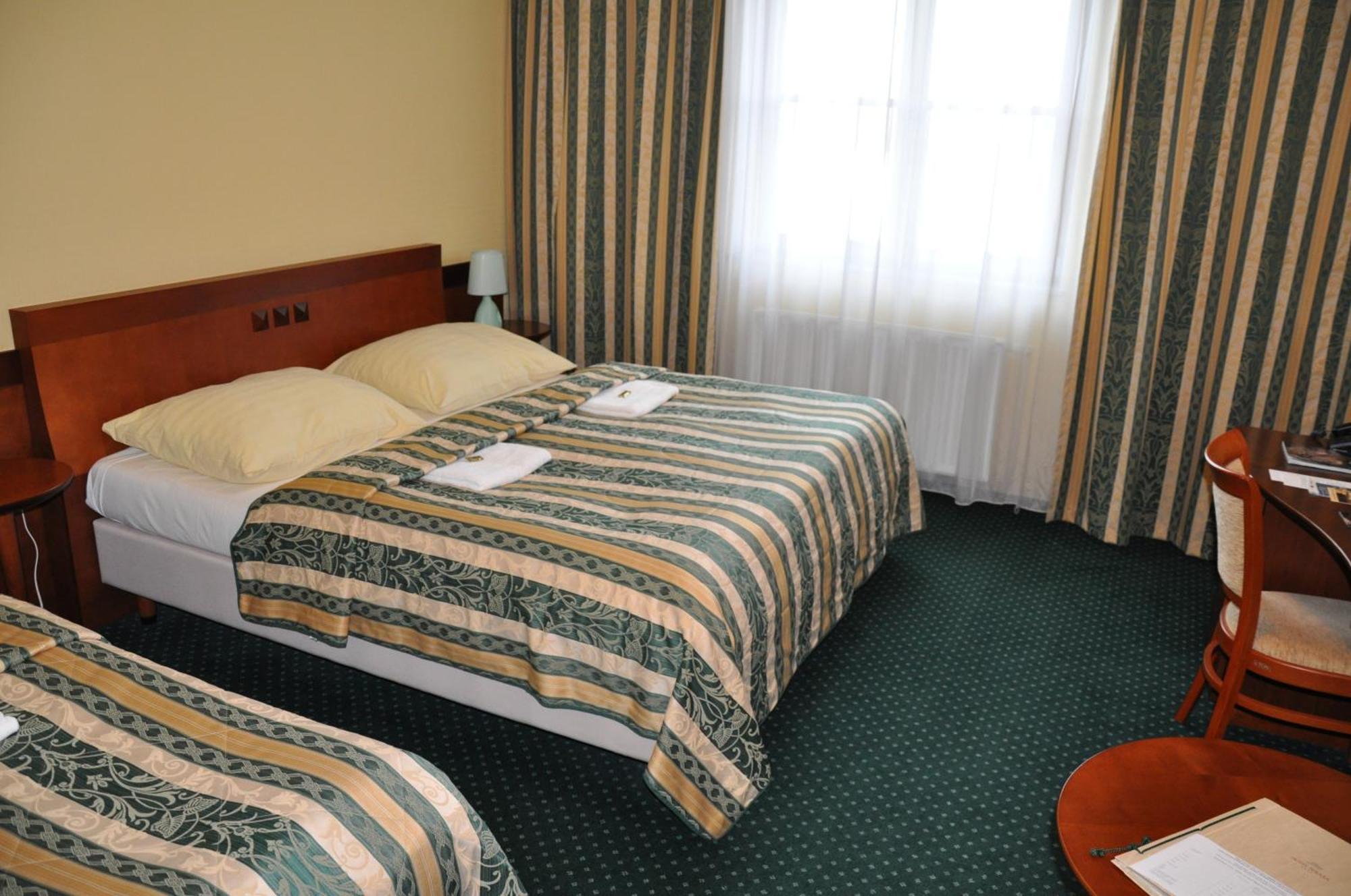 Hotel Terasa Фридек-Мистек Экстерьер фото