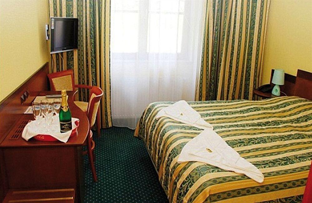Hotel Terasa Фридек-Мистек Экстерьер фото